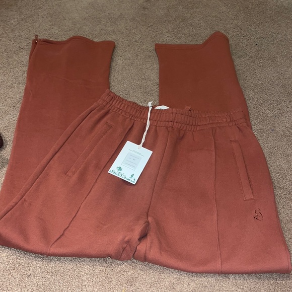 Kuwalatee pinnuck joggers - Picture 1 of 2